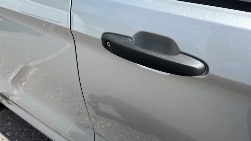 Used Volkswagen Transporter 2025 for sale - 76868472: Photo 40