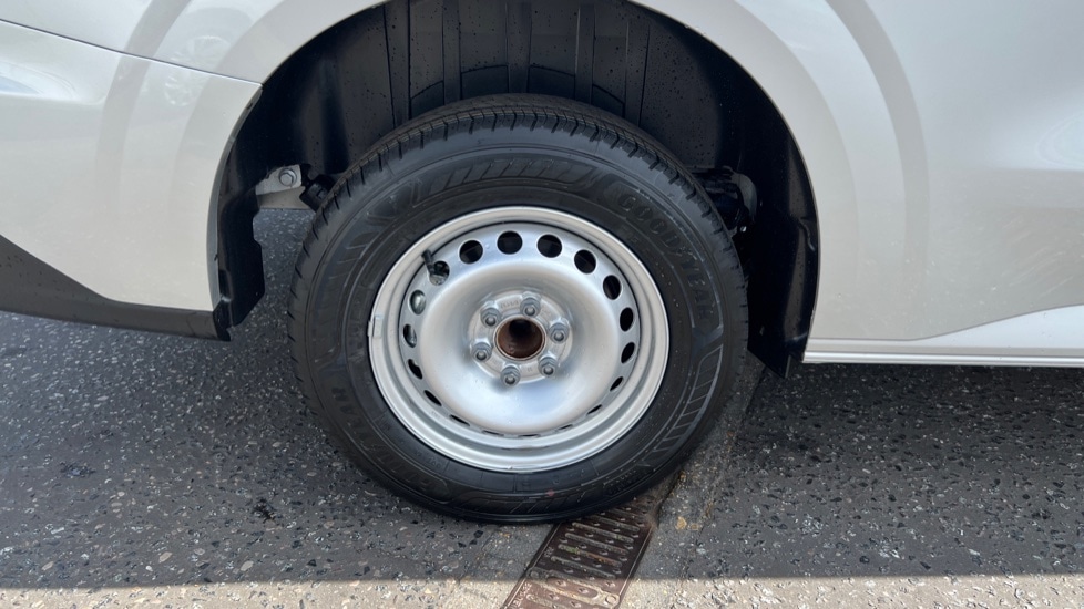 Used Volkswagen Transporter 2025 for sale - 76868472: Photo 5