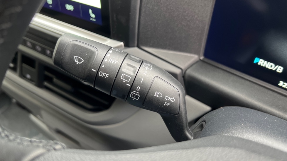 Used Volkswagen Transporter 2025 for sale - 76630155: Photo 29