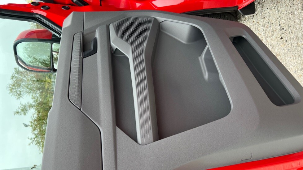 Used Volkswagen Transporter 2025 for sale - 76630155: Photo 73