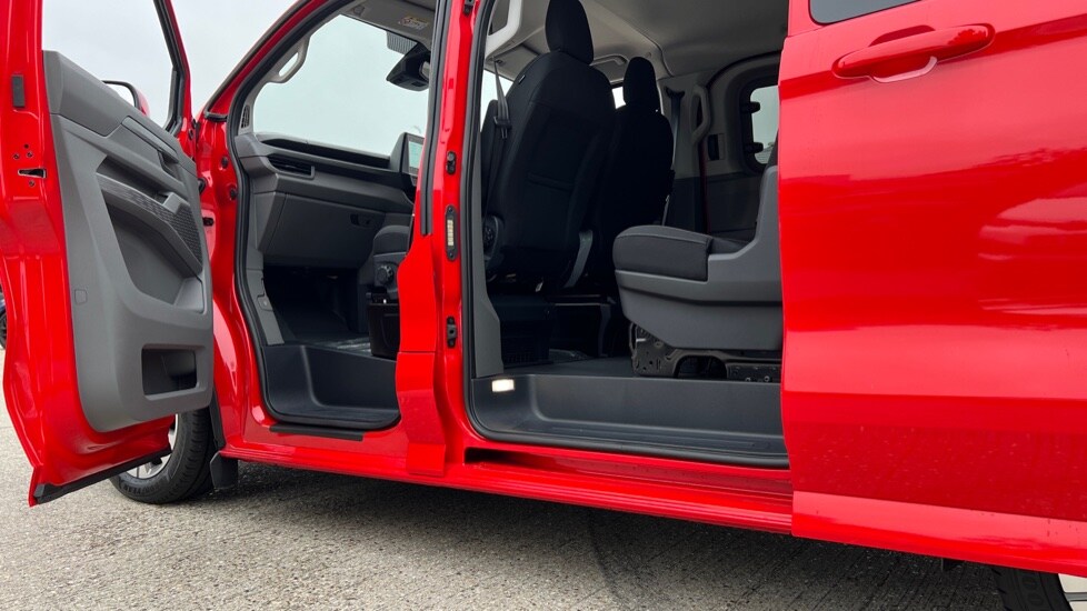 Used Volkswagen Transporter 2025 for sale - 76630155: Photo 78