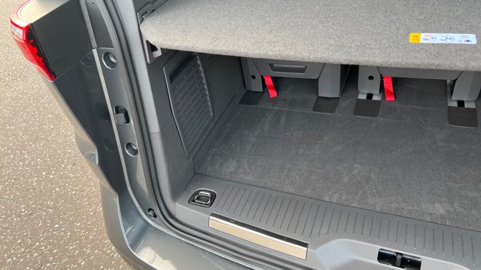 Used Volkswagen Multivan 2025 for sale - 76350766: Photo 36