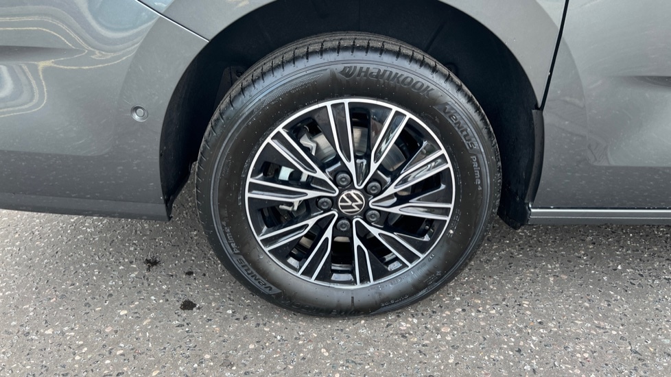 Used Volkswagen Multivan 2025 for sale - 76350766: Photo 5