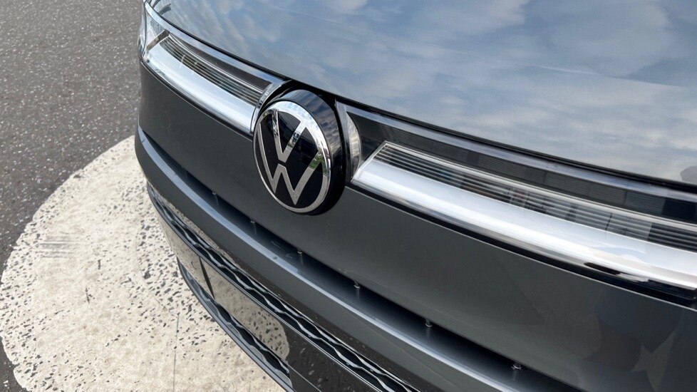Used Volkswagen Multivan 2025 for sale - 76350766: Photo 54