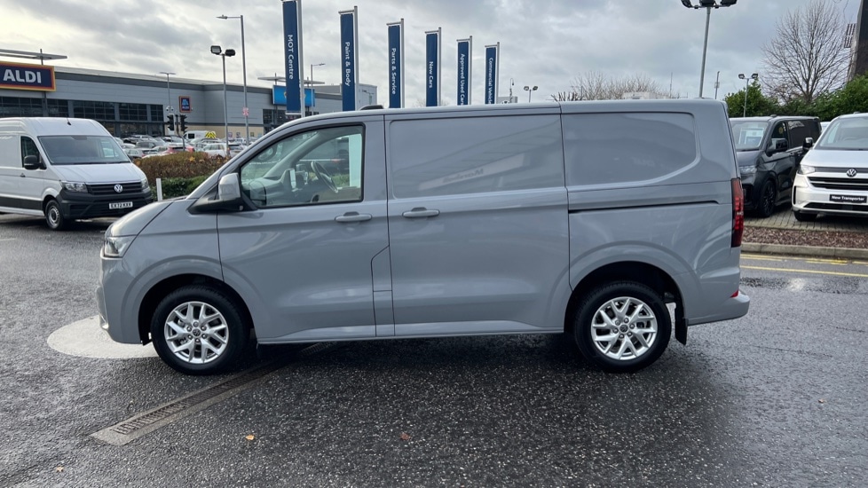 Used Volkswagen Transporter 2025 for sale - 76921670: Photo 18