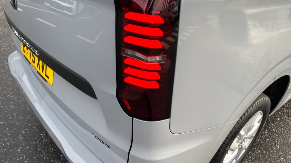 Used Volkswagen Transporter 2025 for sale - 76921670: Photo 36