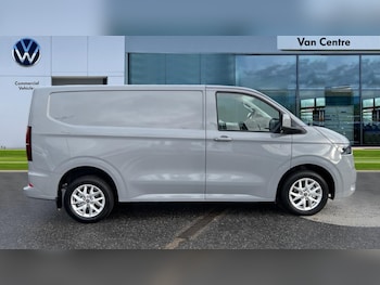 Used Volkswagen Transporter 2025 for sale - 76921670: Photo