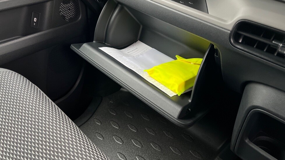 Used Volkswagen ID.Buzz 2025 for sale - 76870267: Photo 47