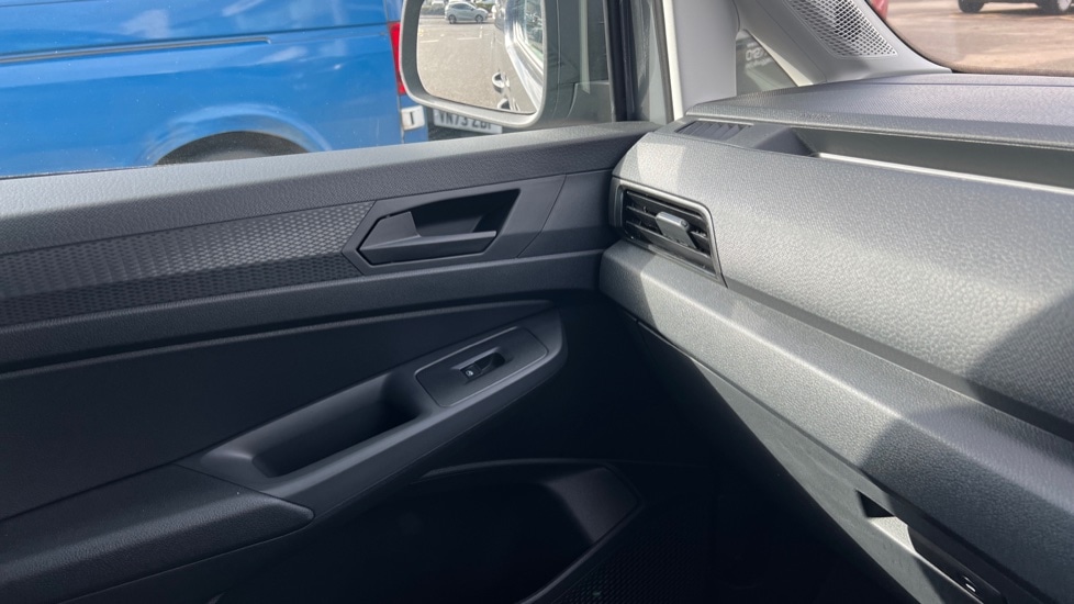 Used Volkswagen Caddy 2025 for sale - 76870272: Photo 33