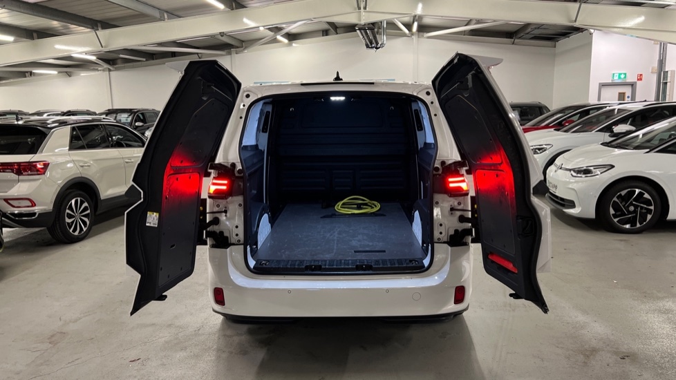 Used Volkswagen ID.Buzz 2023 for sale - 76229179: Photo 10