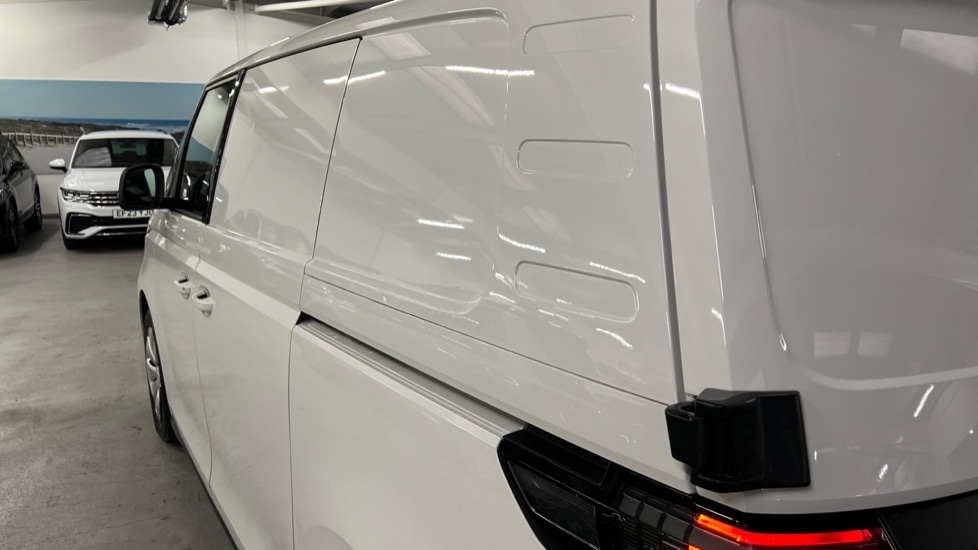 Used Volkswagen ID.Buzz 2023 for sale - 76229179: Photo 48