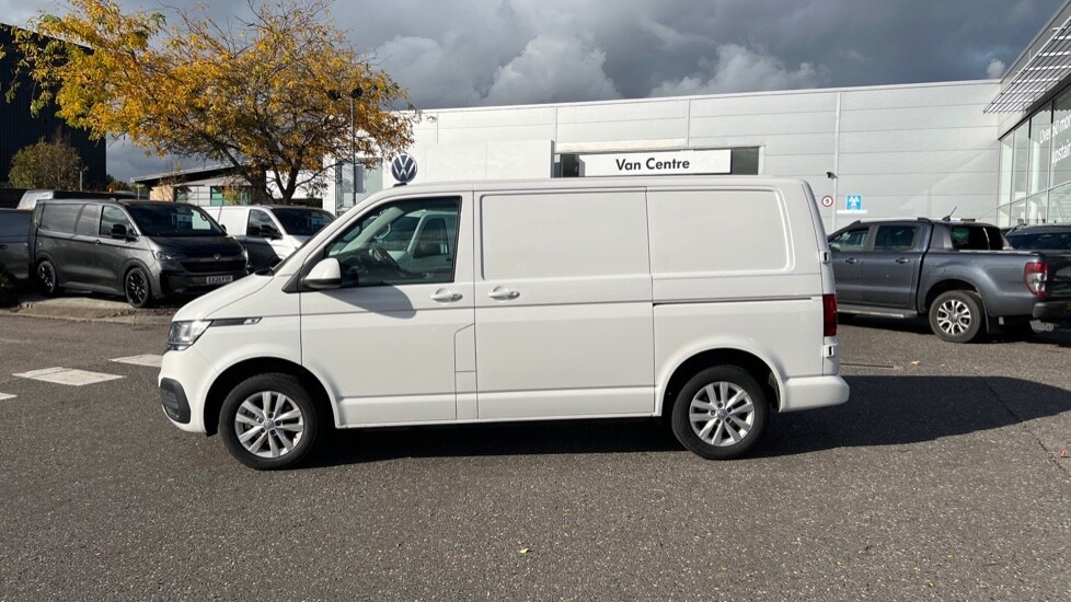 Used Volkswagen Transporter 2024 for sale - 76302270: Photo 18