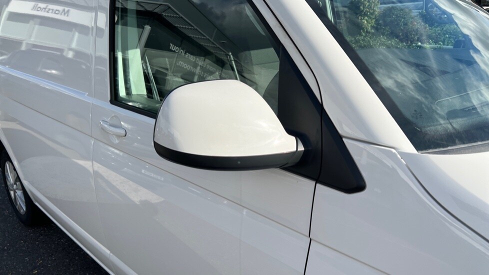 Used Volkswagen Transporter 2024 for sale - 76302270: Photo 40