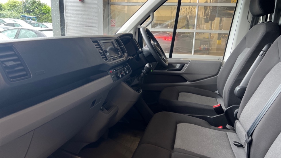 Used Volkswagen Crafter 2024 for sale - 76868264: Photo 2