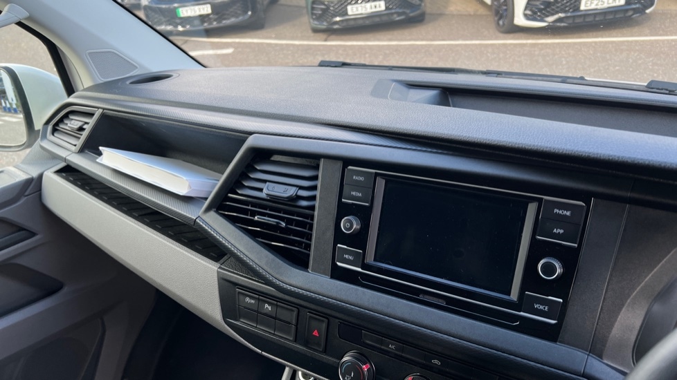 Used Volkswagen Transporter 2024 for sale - 76870643: Photo 12