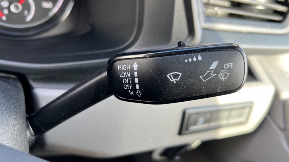 Used Volkswagen Transporter 2024 for sale - 76870643: Photo 29