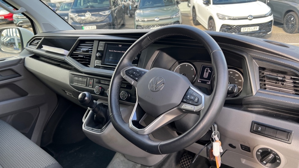 Used Volkswagen Transporter 2024 for sale - 76870643: Photo 6