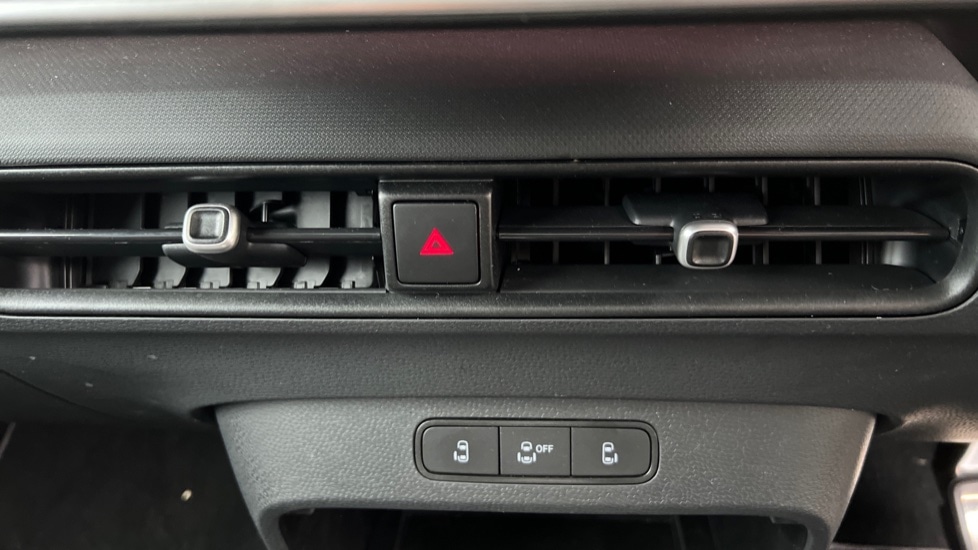 Used Volkswagen ID.Buzz 2025 for sale - 76869077: Photo 13