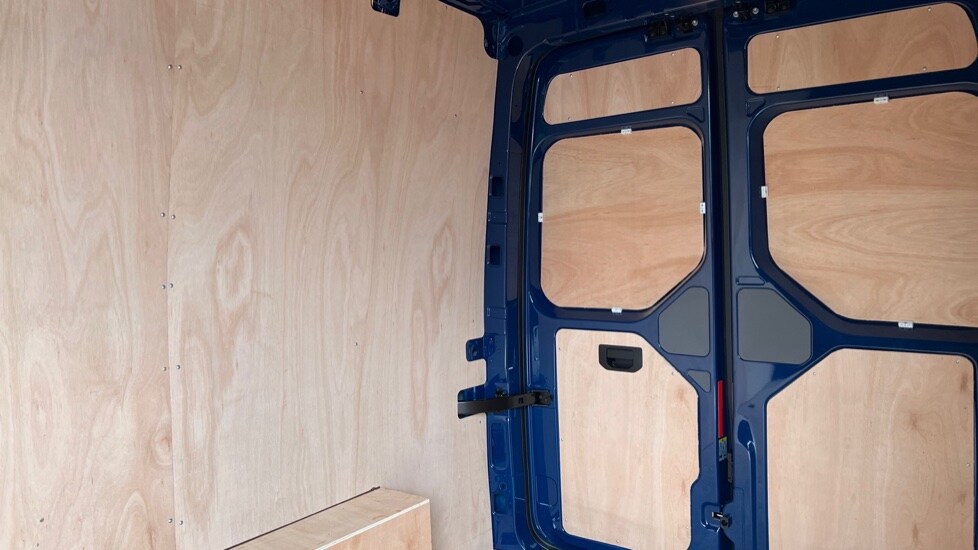 Used Volkswagen Crafter 2024 for sale - 76297607: Photo 9