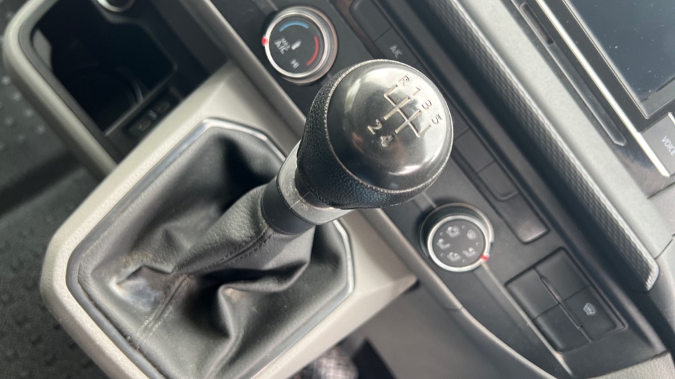 Used Volkswagen Transporter 2022 for sale - 75829111: Photo 14