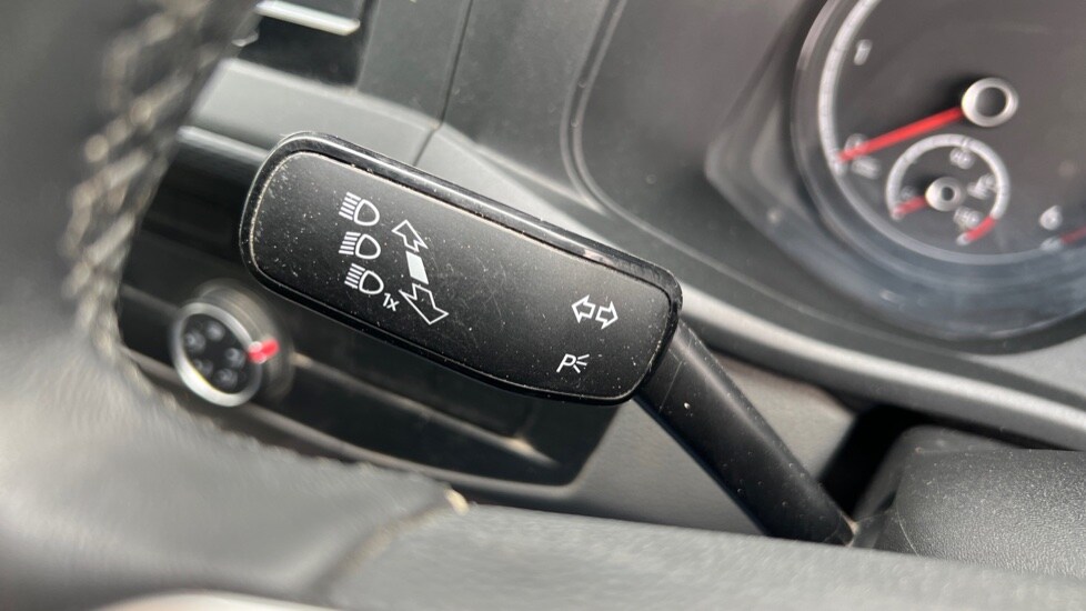 Used Volkswagen Transporter 2022 for sale - 75829111: Photo 29