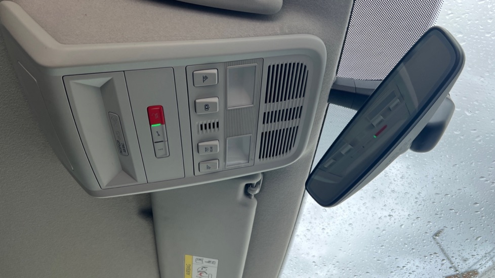 Used Volkswagen Transporter 2022 for sale - 75829111: Photo 42