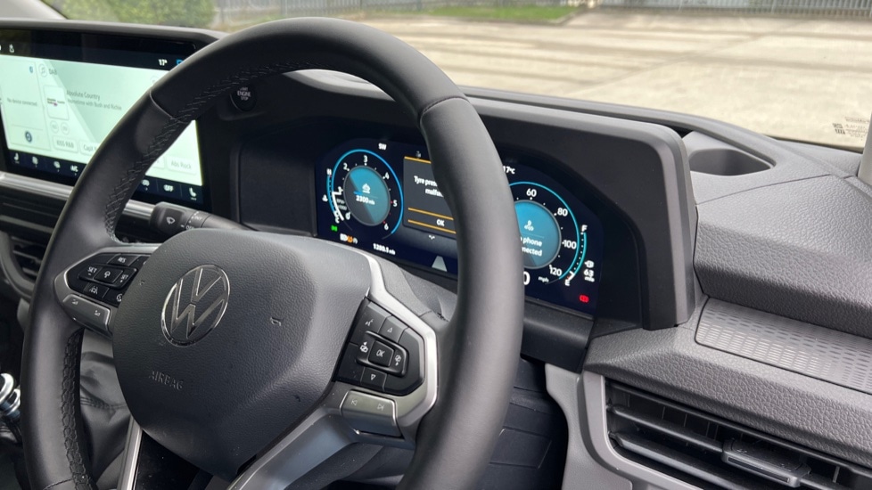 Used Volkswagen Transporter 2025 for sale - 76868457: Photo 26