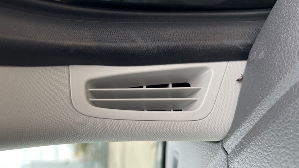 Used Volkswagen Transporter 2025 for sale - 76868457: Photo 39