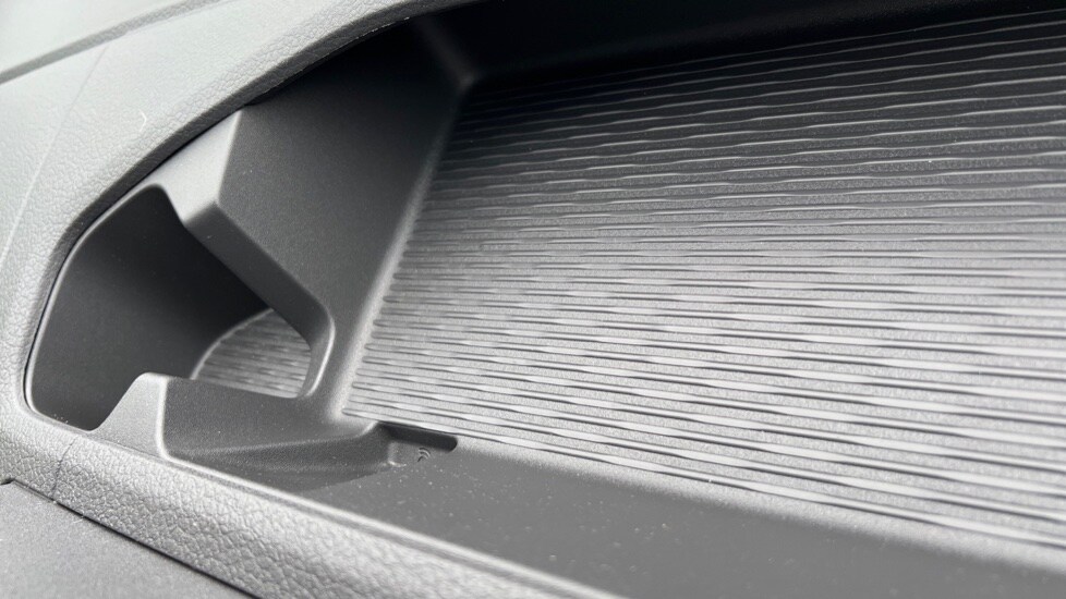 Used Volkswagen Transporter 2025 for sale - 76868457: Photo 41