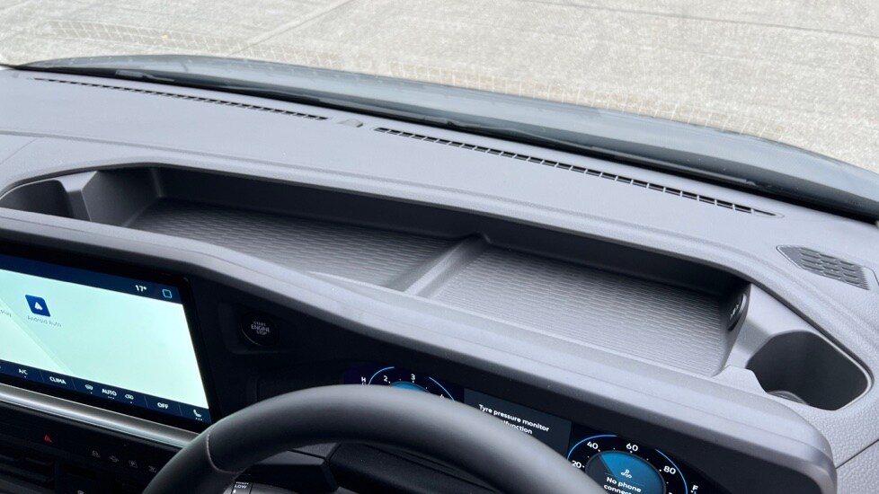 Used Volkswagen Transporter 2025 for sale - 76868457: Photo 42