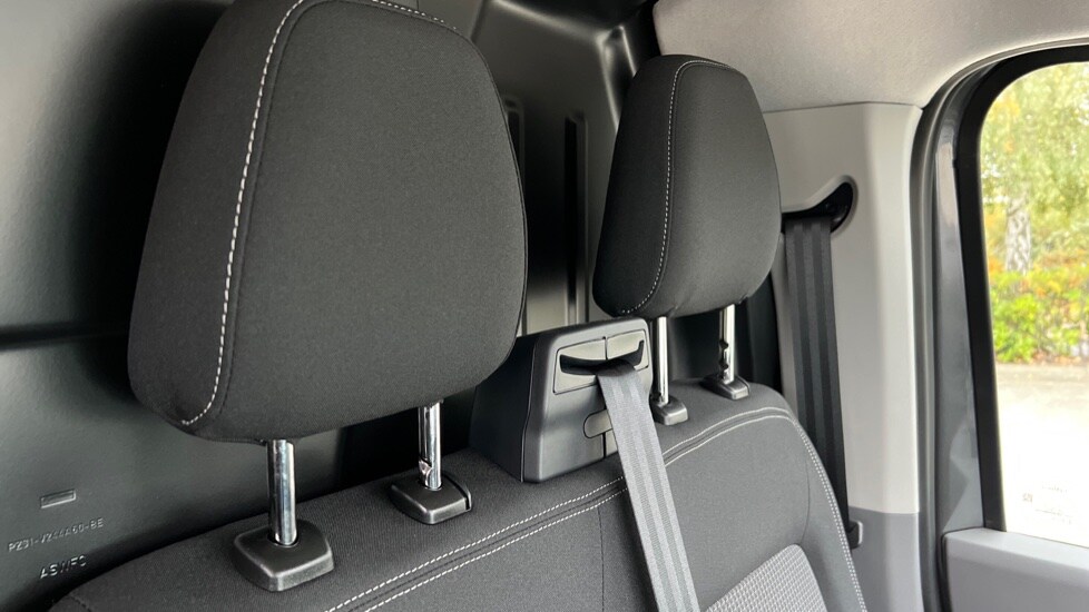 Used Volkswagen Transporter 2025 for sale - 76868457: Photo 44