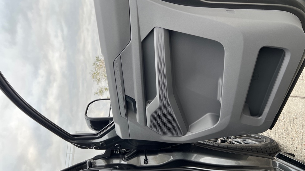 Used Volkswagen Transporter 2025 for sale - 76868457: Photo 52