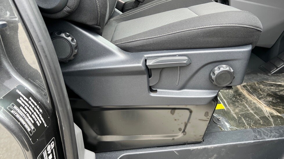 Used Volkswagen Transporter 2025 for sale - 76868457: Photo 55