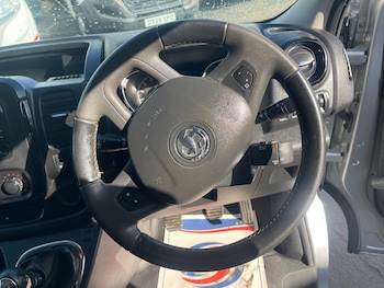 Used Vauxhall Vivaro 2017 for sale - 78426514: Photo