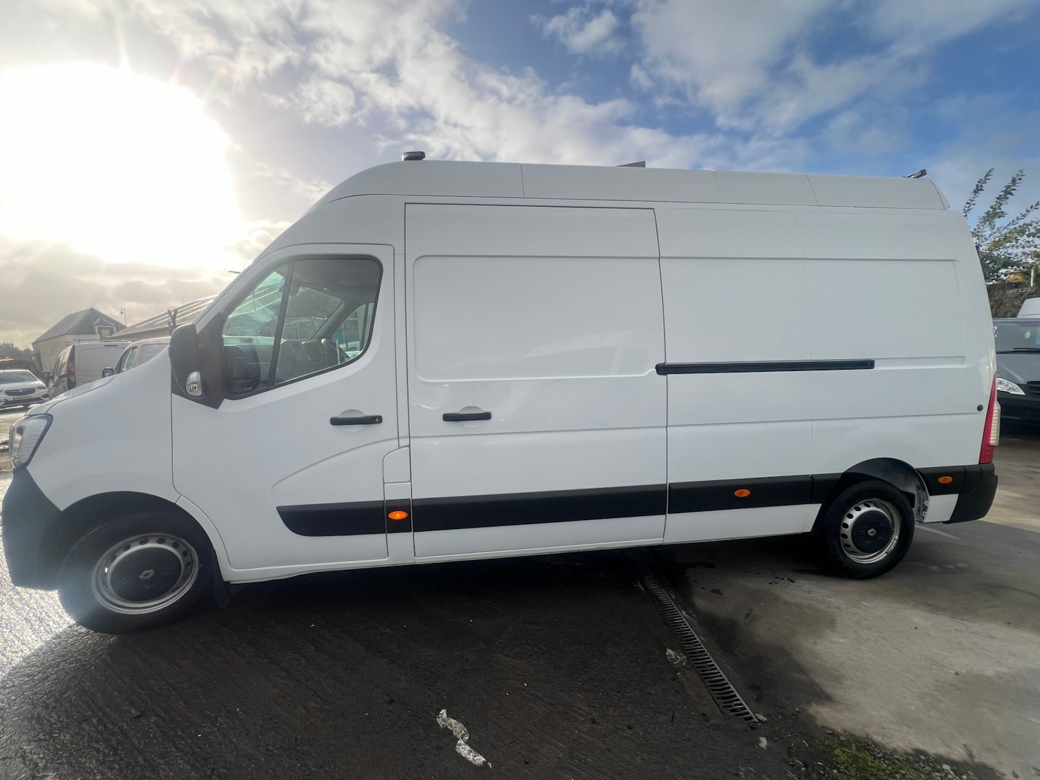 Used Renault Master for sale - 76466108: Photo 2