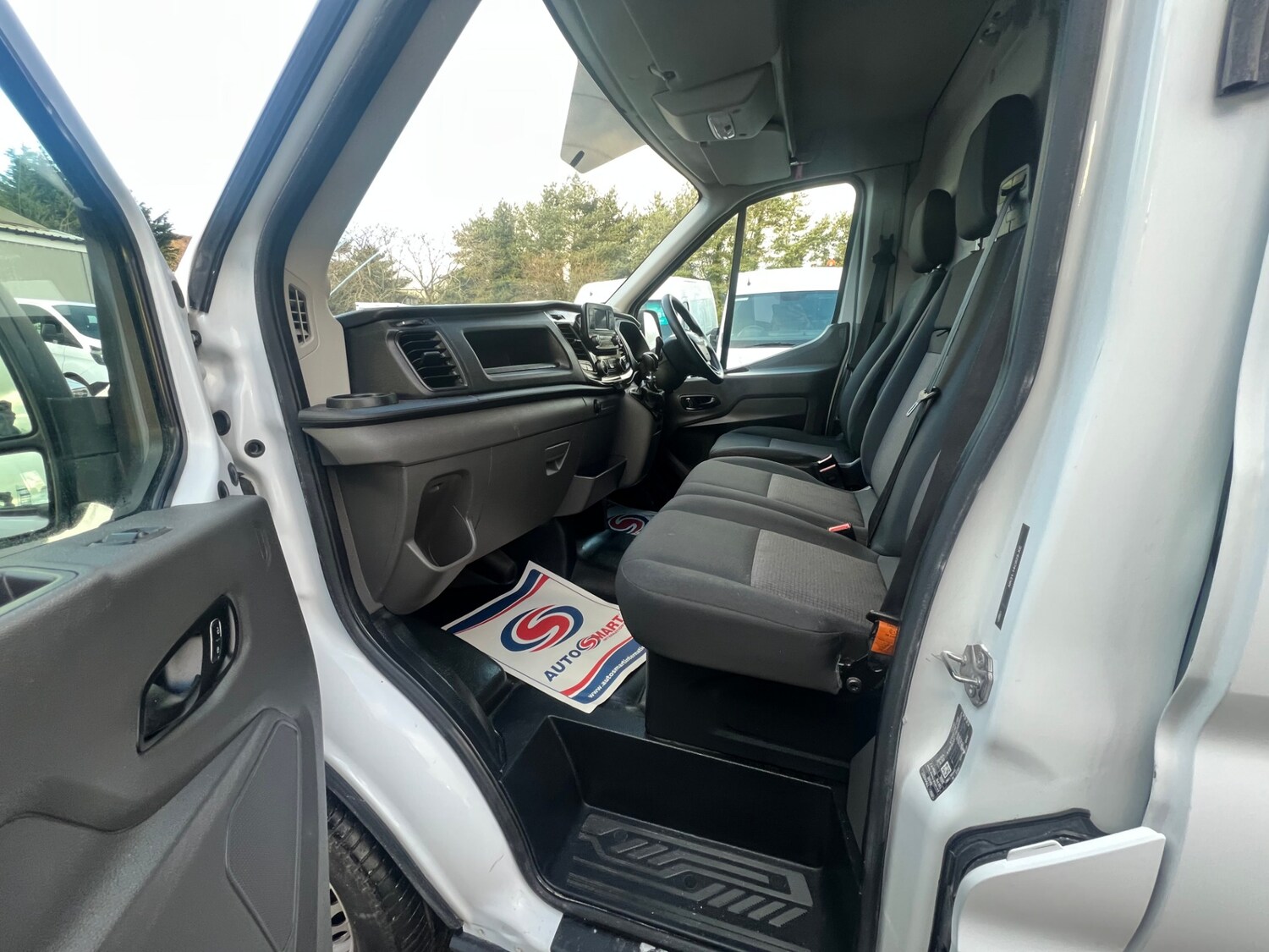 Used Ford Transit 2023 for sale - 77373745: Photo 2