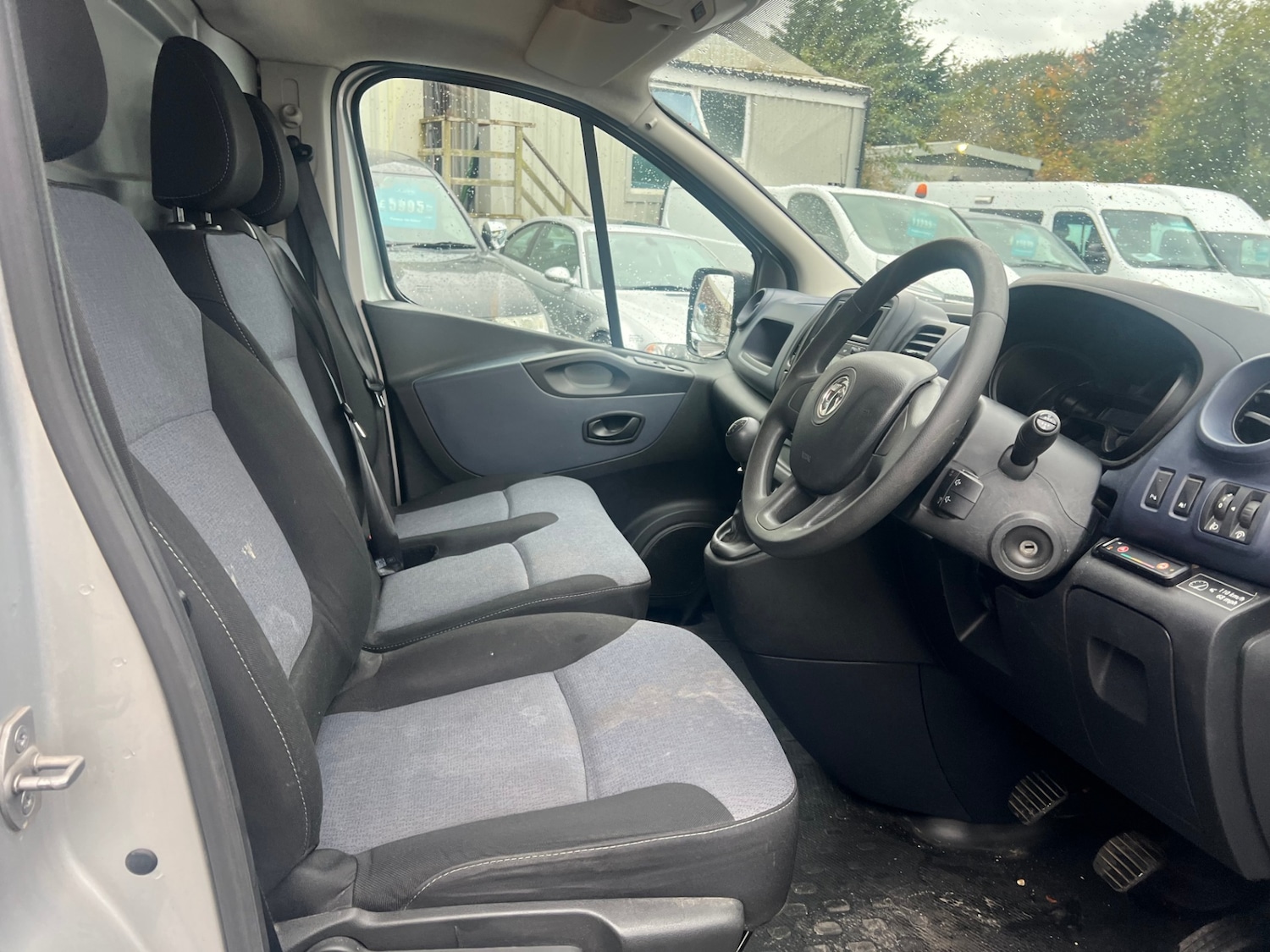 Used Vauxhall Vivaro 2018 for sale - 76387124: Photo 9