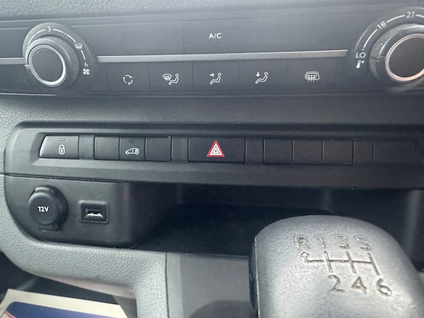 Used Vauxhall Vivaro 2020 for sale - 76231523: Photo 7