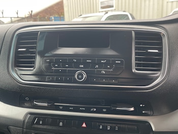 Used Toyota PROACE CITY Verso 2020 for sale - 79515927: Photo