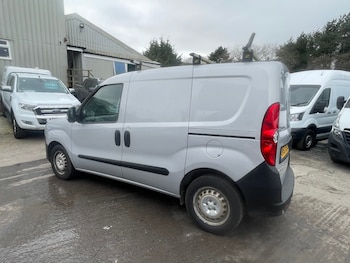 Used Vauxhall Combo 2017 for sale - 78025155: Photo