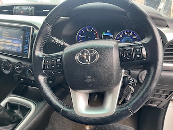 Used Toyota Hilux 2019 for sale - 78486193: Photo