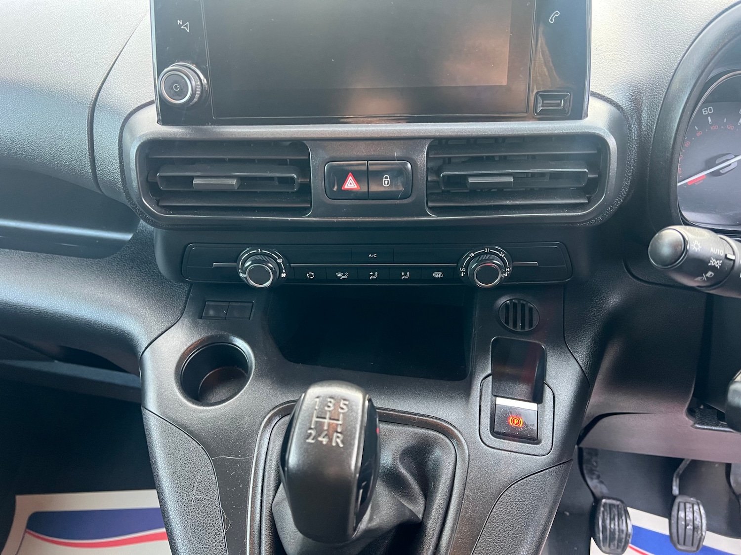 Used Citroen Berlingo 2021 for sale - 77061220: Photo 3