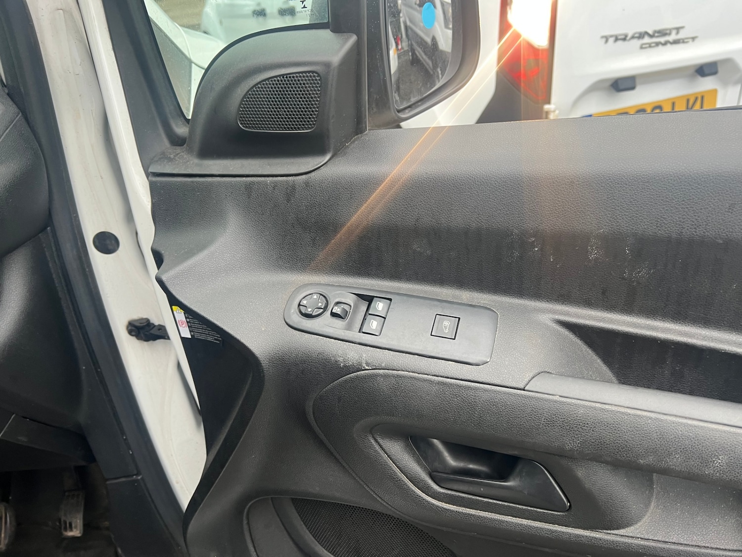 Used Citroen Berlingo 2021 for sale - 76829634: Photo 2