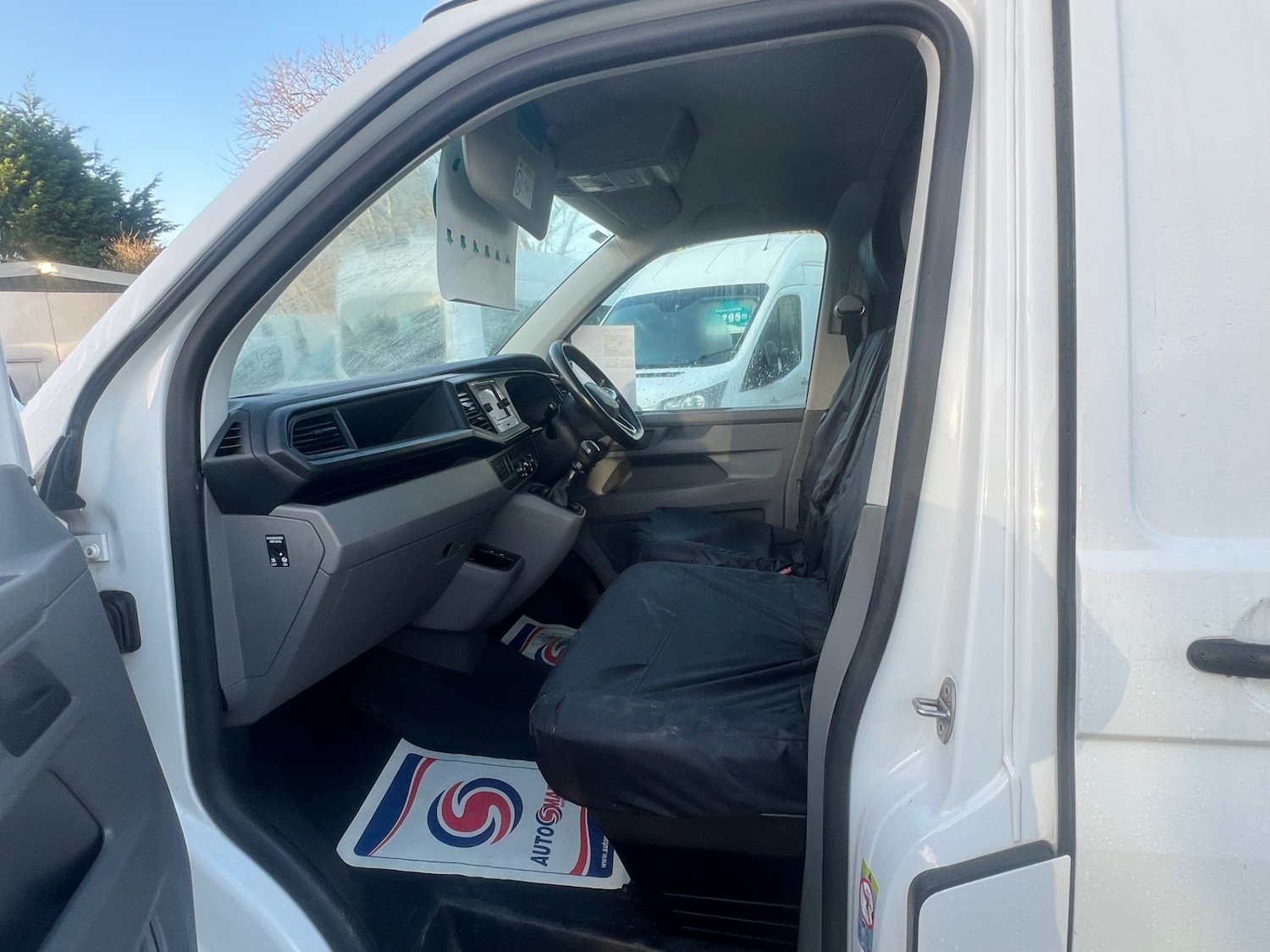 Used Volkswagen Transporter 2021 for sale - 77067488: Photo 9