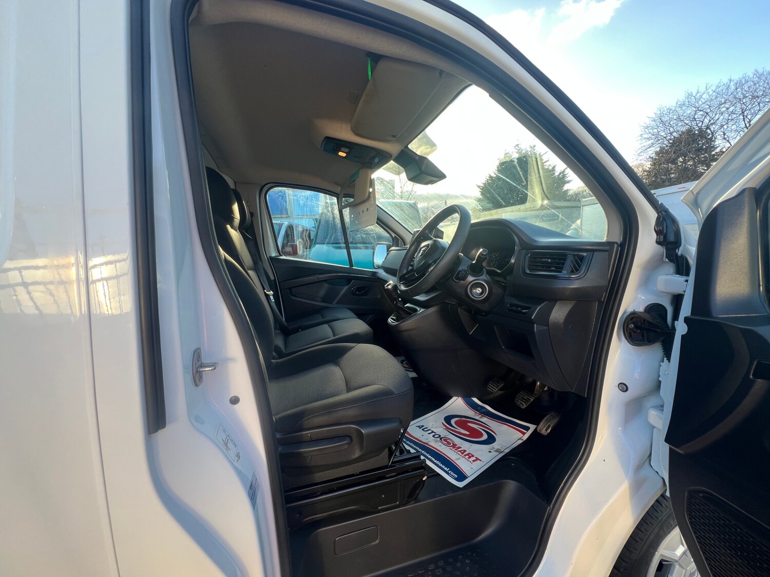 Used Renault Trafic 2022 for sale - 77902077: Photo 16