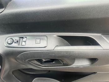 Vauxhall Combo feature image 2