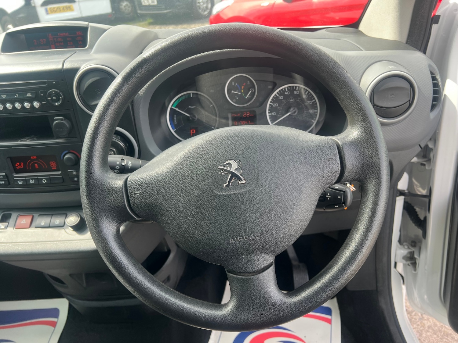Used Peugeot Partner 2019 for sale - 76420131: Photo 4