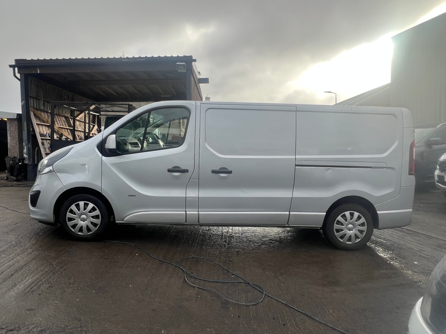 Used Vauxhall Vivaro 2017 for sale - 77902066: Photo 11