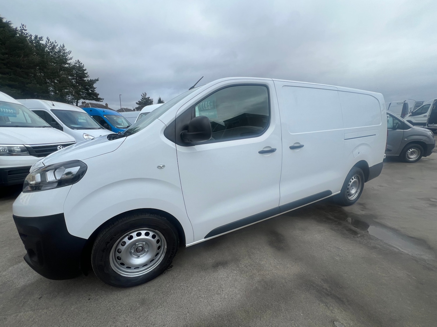 Used Vauxhall Vivaro 2022 for sale - 78186879: Photo 11