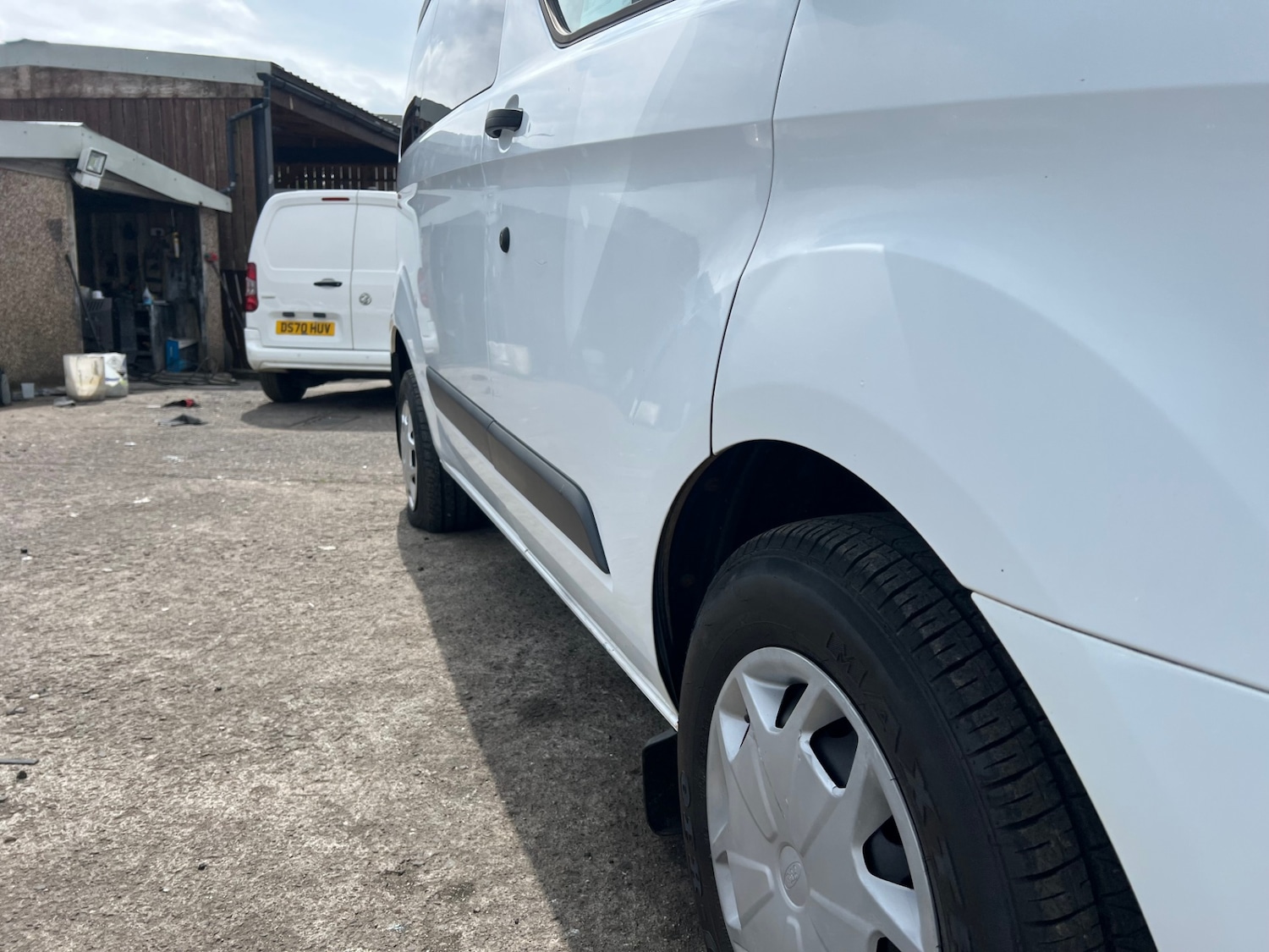 Used Ford Transit Custom 2017 for sale - 76159259: Photo 3